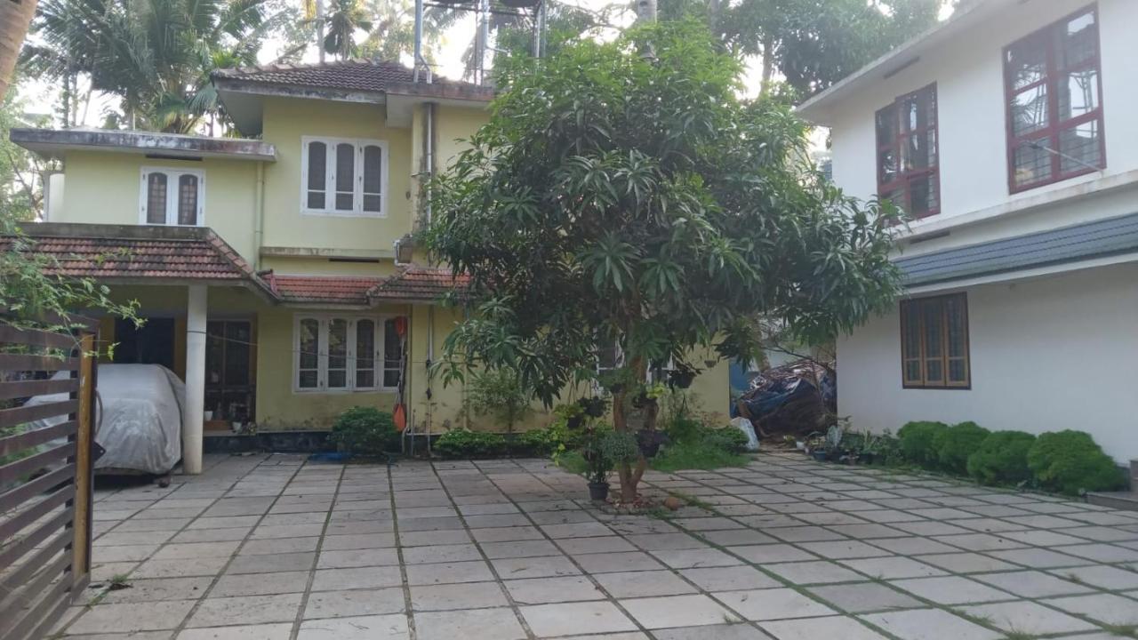 Greenchromide Homestay *